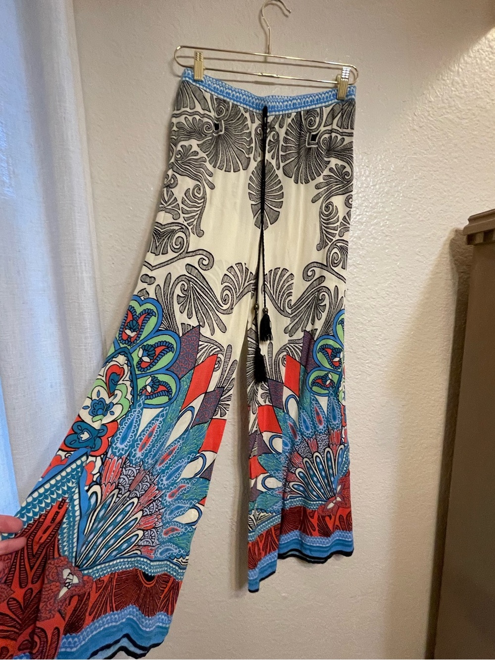 Flying Tomato Blue, White and Black Printed Drawstring Palazzo Pants